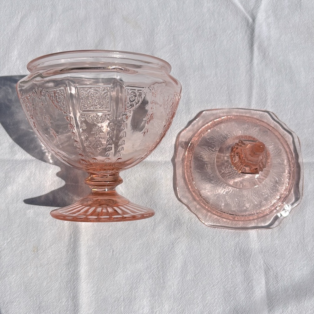🎀 Vintage Anchor Hocking Pink Depression Glass Candy Jar - Picture 4 of 5